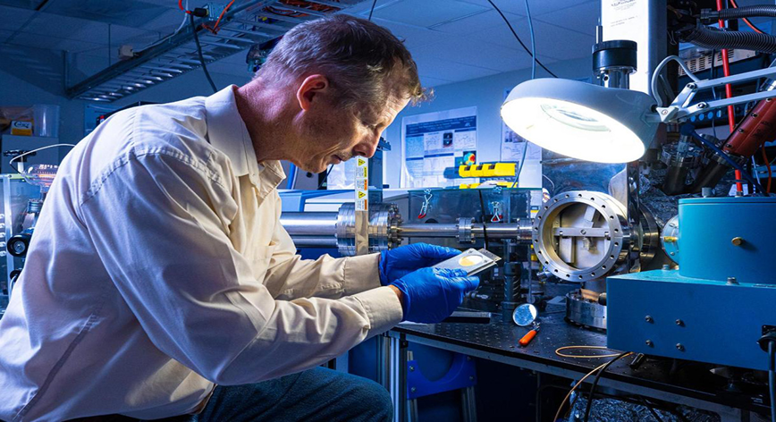 Әл-Фараби атындағы ҚазҰУ-да наноспутниктің ориентациясын басқару жүйесін әзірлеуге бағытталған ғылыми-қолданбалы жоба іске қосылды